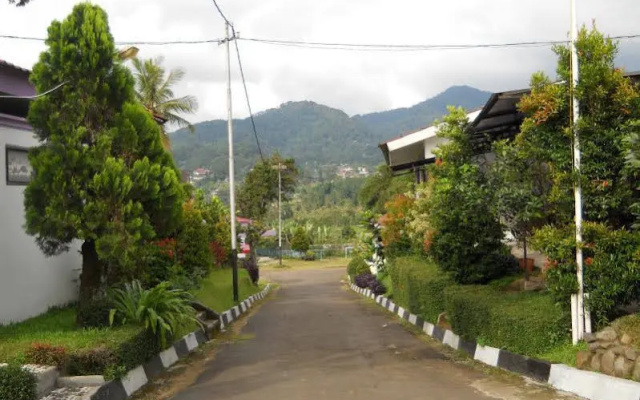 Sapphire Hotel