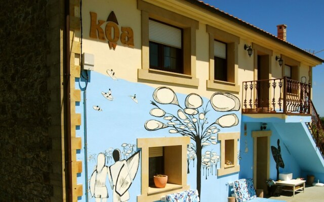 Отель Koa House - Koa Escuela de Surf Испания, Рибамонтан-аль-Мар - отзывы, цены и фото номеров - забронировать отель Koa House - Koa Escuela de Surf онлайн вид на фасад