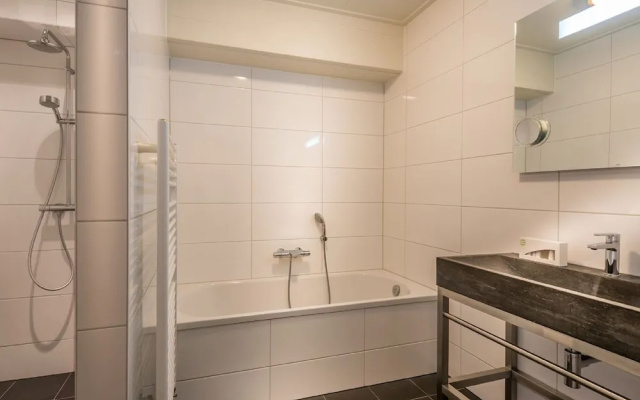 Modern Apartment With two Bathrooms, on Isle Schiermonnikoog