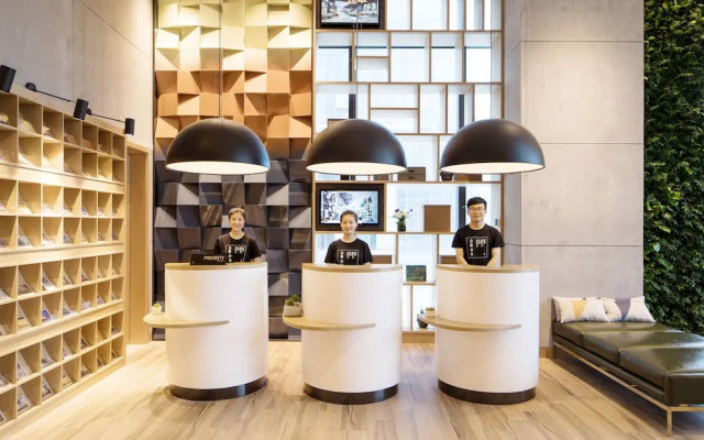Rongju Hotel