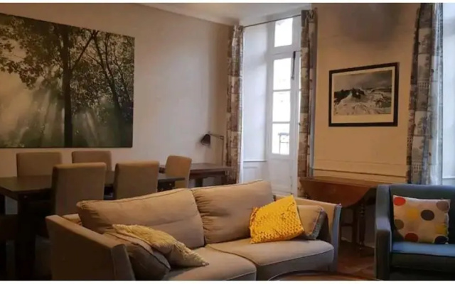 Mairie -Appt 75m2 -3 Chbres Separees