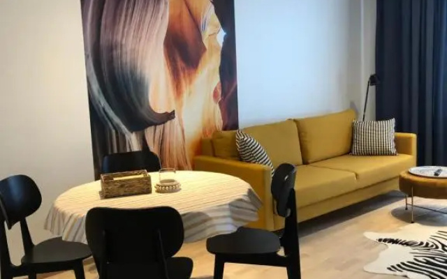 2 rooms, in front of the sea, free parking