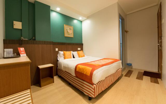 Отель OYO 111 Hotel China Town Inn Малайзия, Куала-Лумпур - отзывы, цены и фото номеров - забронировать отель OYO 111 Hotel China Town Inn онлайн комната для гостей