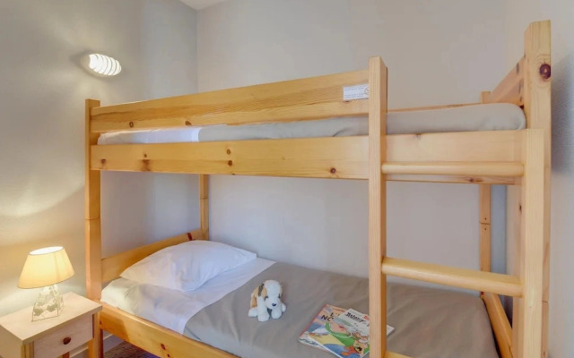 Seaside Apartment for 6 in Loire
