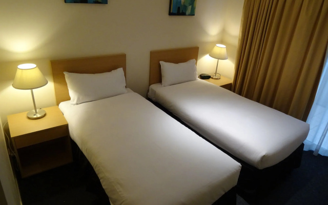 Aqualuna Beach Resort