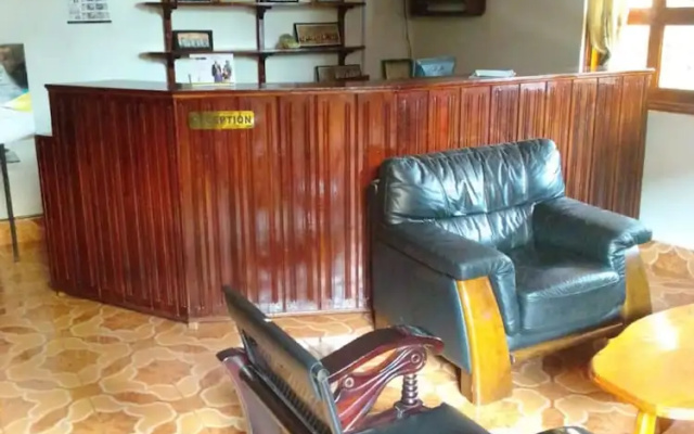 Miryam Village Inn Safari Lodge