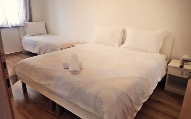 Apartments Danijel-in the Centre of Starigrad