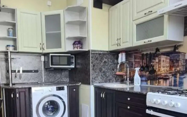 Апартаменты на проспекте Героев 29/6
