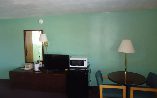 Budget Host Inn Somerset