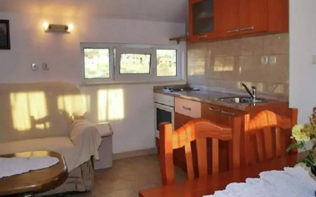 Nice Apartment With Balcony