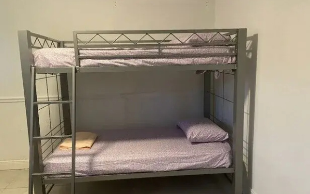 Airport Guest Suites