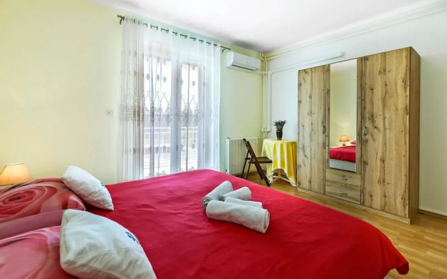 Amazing Apartment in Nedescina With 3 Bedrooms, Internet and Outdoor Swimming Pool