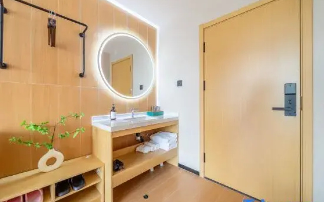 Shuyang Hanlong Hotel (Central Mall Nanjing East Road)
