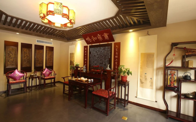 Confucius Hotel