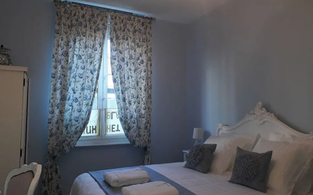 La Maison Bleue