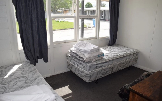 Sleepy Vines Hostel