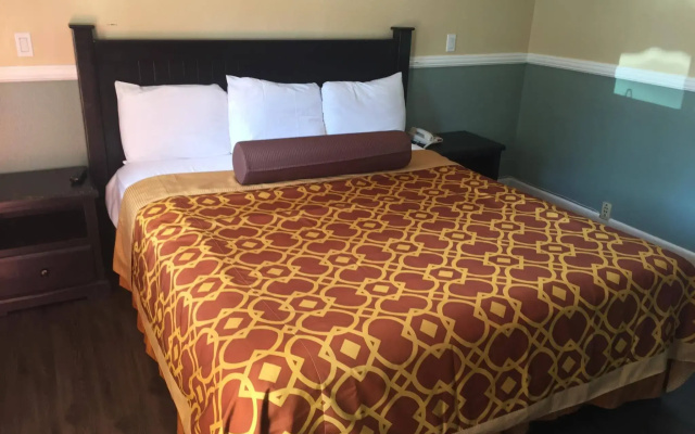 Paradise Inn and Suites