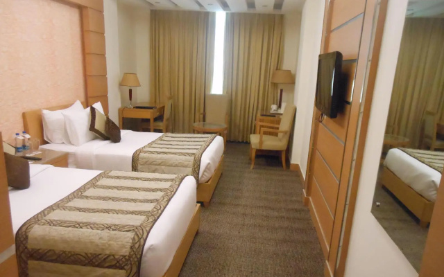 Comfort Inn Saffron Kiran