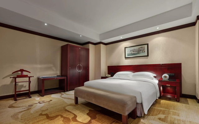 Poly Plaza Hotel