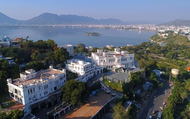 Hotel Merwara Estate