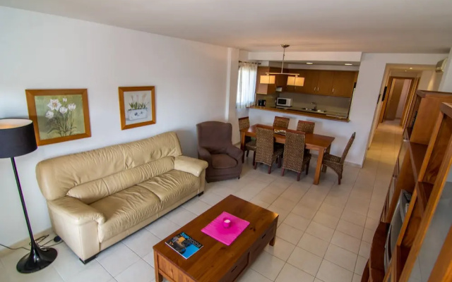 Agi Torre Quimeta Apartments