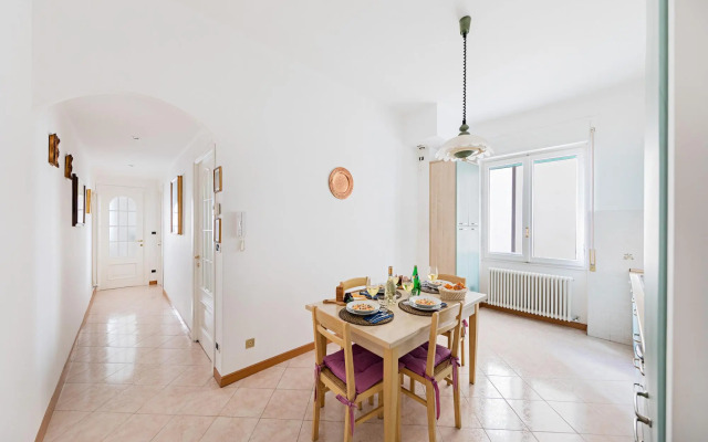 I Fiori 3 16 Apartment by Wonderful Italy
