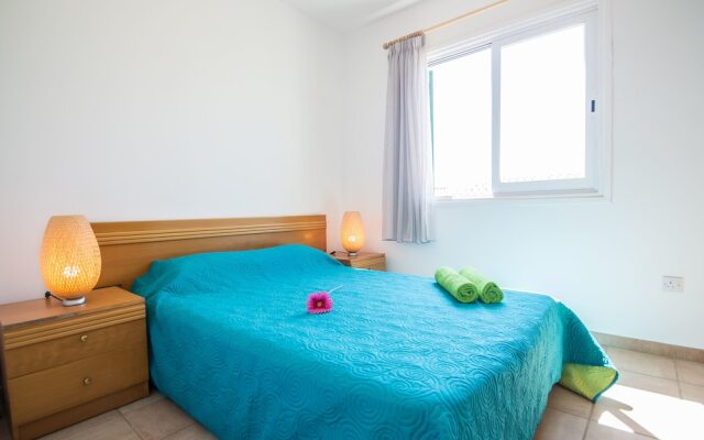 Отель Sirena Bay Villa вид на фасад