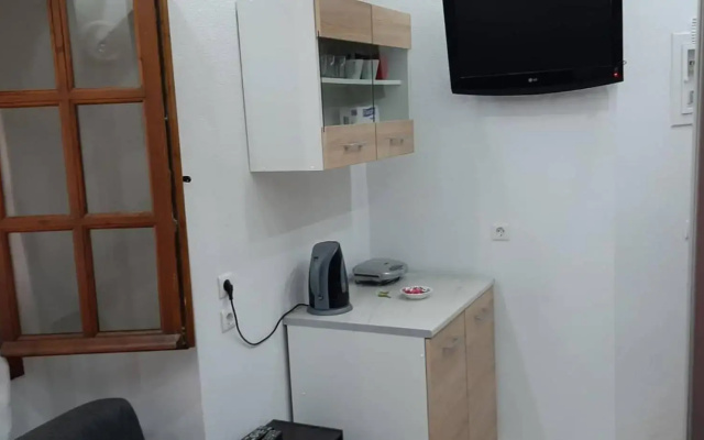 Ano Poli Studios 5