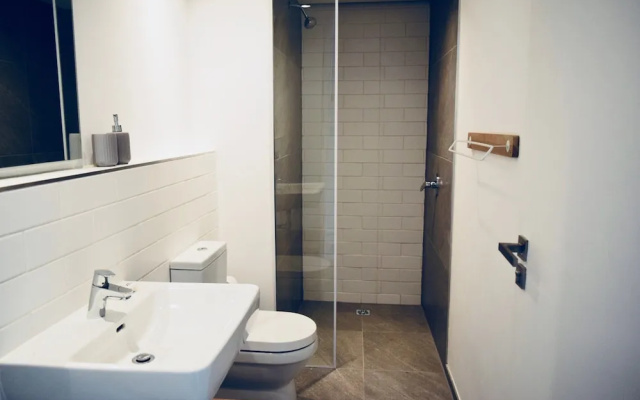Modern 1 Bedroom Apartment in Cape Town