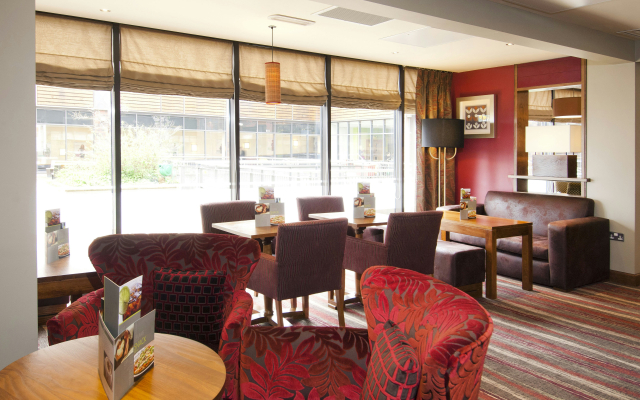 Premier Inn Leeds City Centre - Leeds Arena