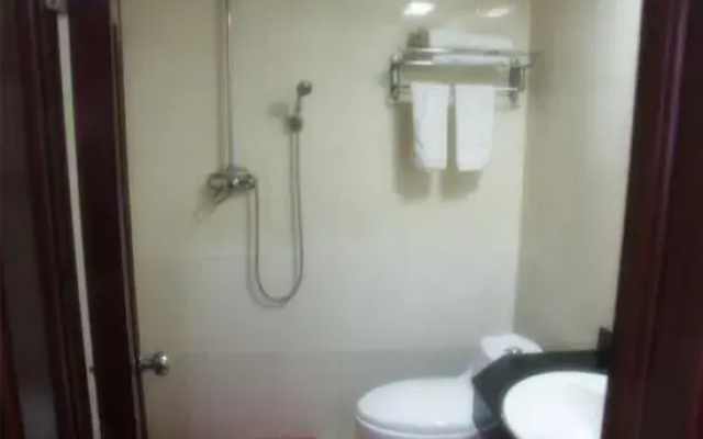 Nongjun Hotel
