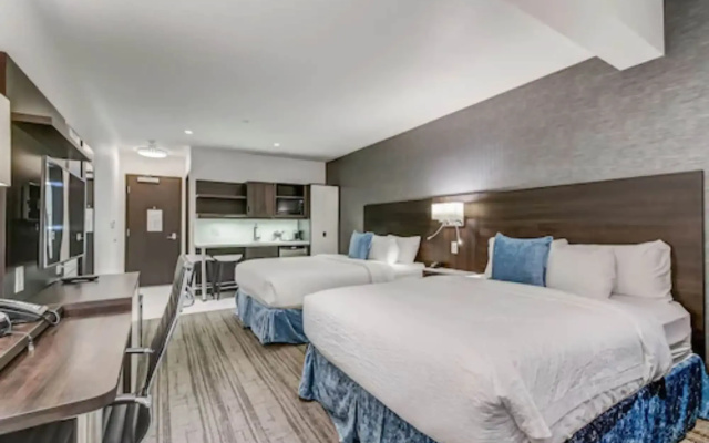 EST Hotel