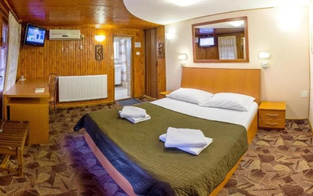 Casa Verde Star