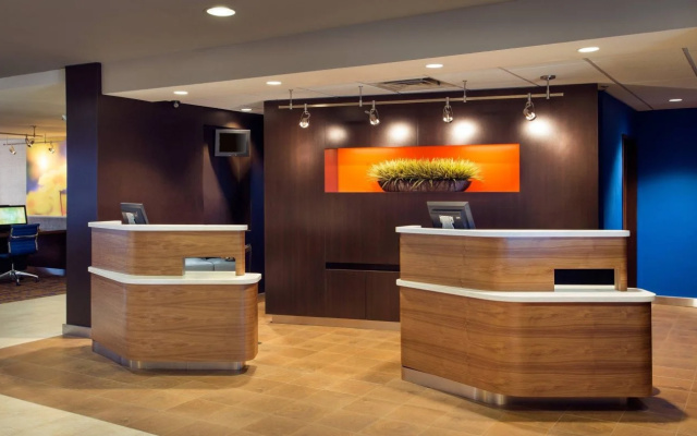 Courtyard Phoenix North by Marriott