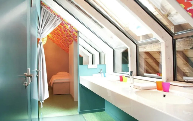 Majestic Holiday Home In Butgenbach With Turkish Steambath
