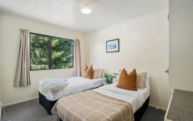 Ride Base Wanaka Apartments