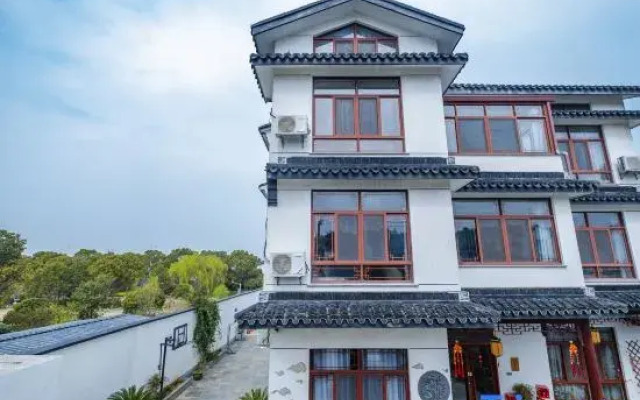 Taihu Easy Stay Lakeside · Front Lakeview Designer Family-Friendly Holiday Villa