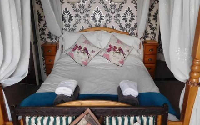 Somerton Guest House