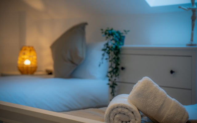 Sunrise - 5 Bedroom Home - Pendine