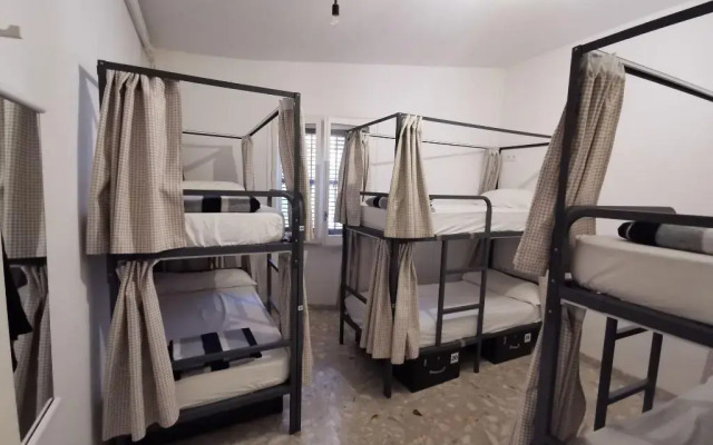 Mucha Masia Hostel Rural-Urbà