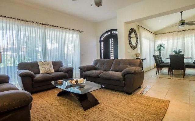 Casa Paraiso 4 Bedroom Home