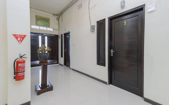 RedDoorz Syariah Near Universitas Jember