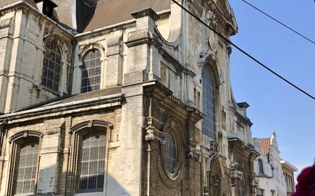 Отель Exclusive Flats In Brussels - Olives Брюссель вид на фасад