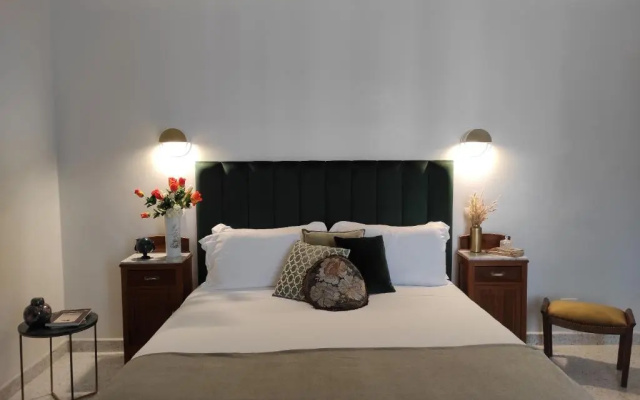 1940 Luxury Accommodations by Wonderful Italy