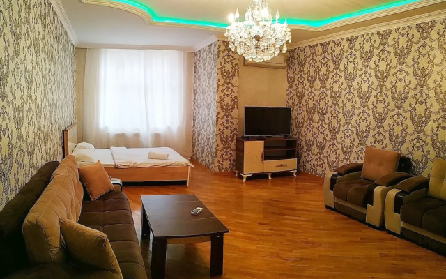 Bakuvi Tourist Apartment B091