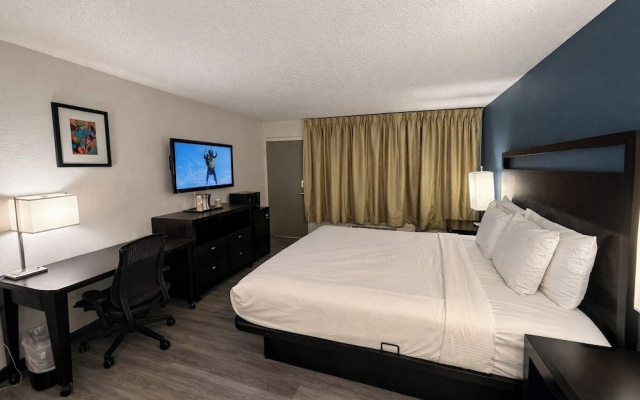 Express Inn & Suites