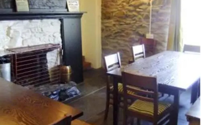 Hostel YHA Rowen