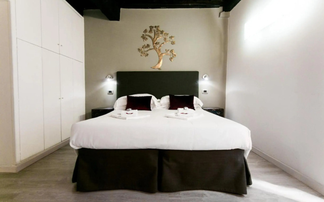 Navona First Rooms