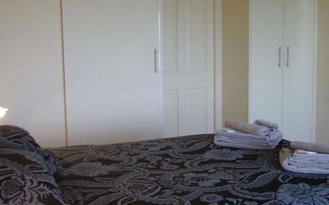 The Esplanade Kingston Beach Apartment