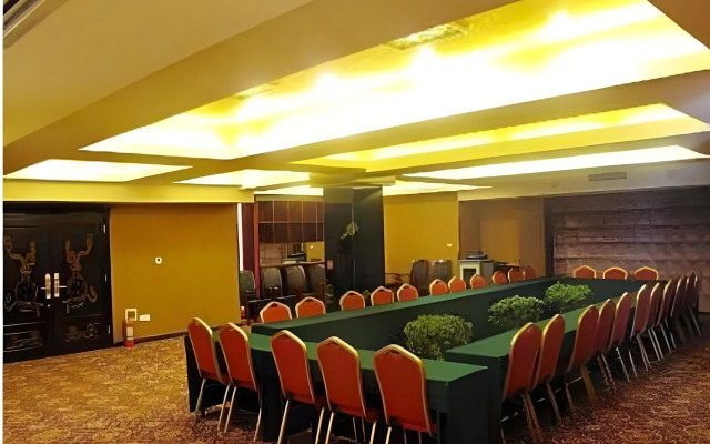 Dengfeng Chanwu Hotel